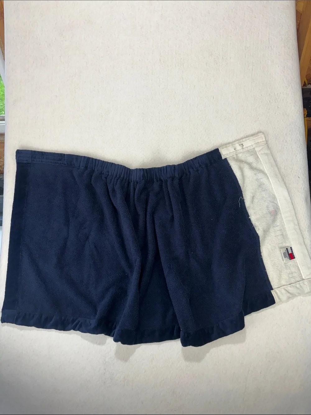 TOMMY HILFIGER Vintage Bath Pool Spa Body Velcro Towel Wrap Locker Room O/S